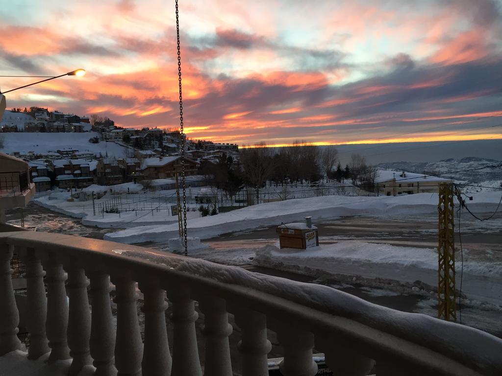 Stone Chalets Fārayyā Exteriör bild